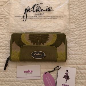 Cake by Petunia Pickle Bottom wallet